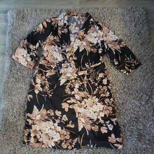 NY&CO Eva Mendes Floral Robe size L/XL